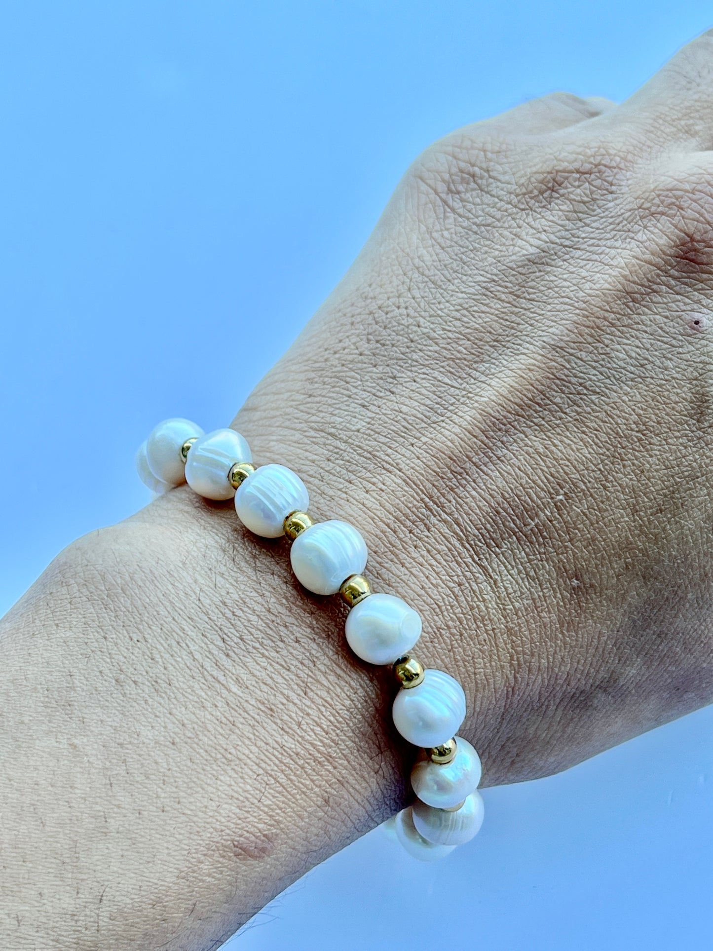 Freshwater Pearl Bracelet with Clover Charm