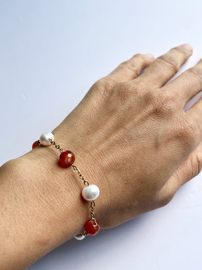 Agate & Freshwater Pearl Bracelet