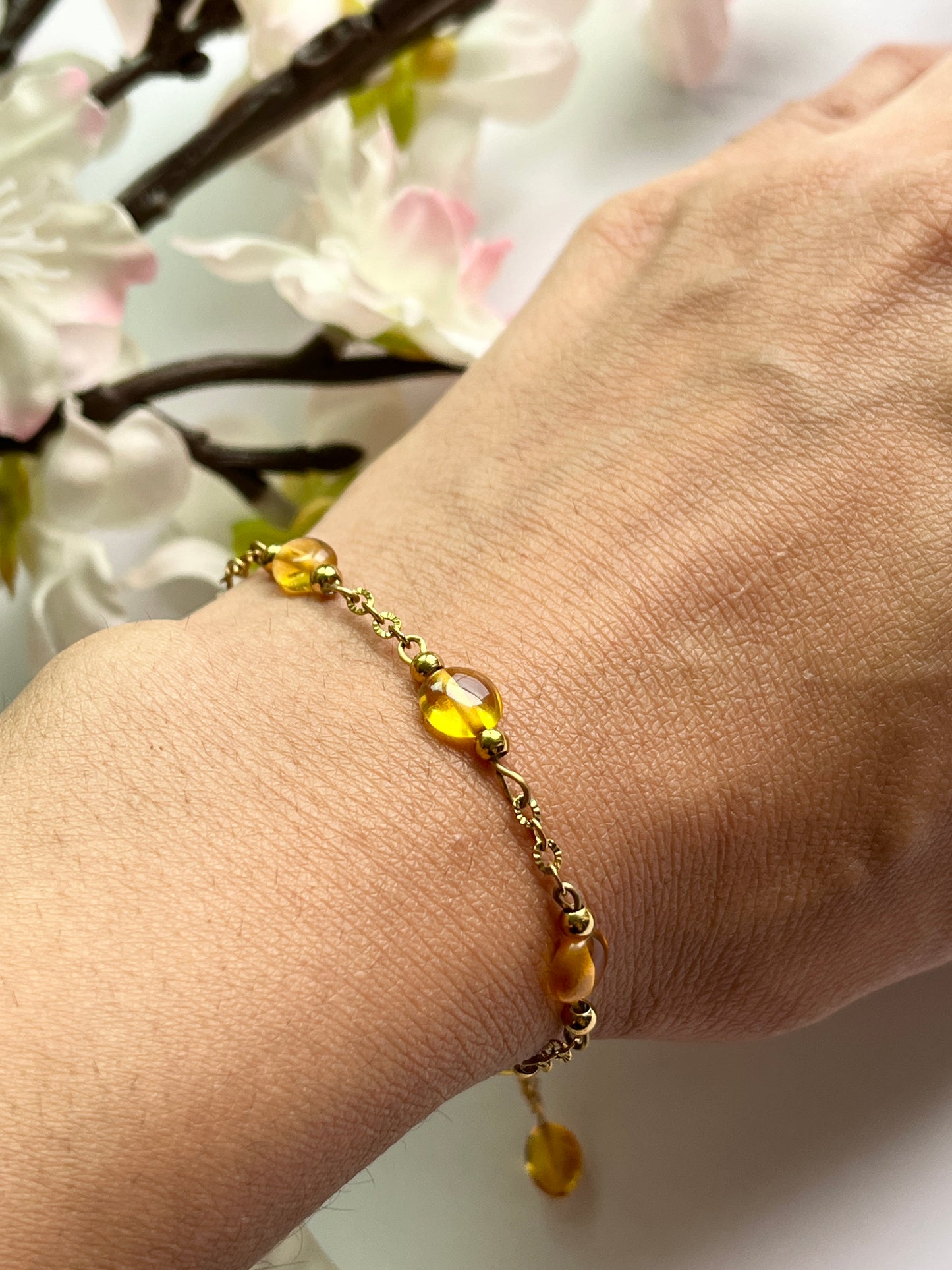 Amber Oval Bead Bracelet