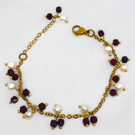 Freshwater Pearl & Garnet Dangle Bracelet